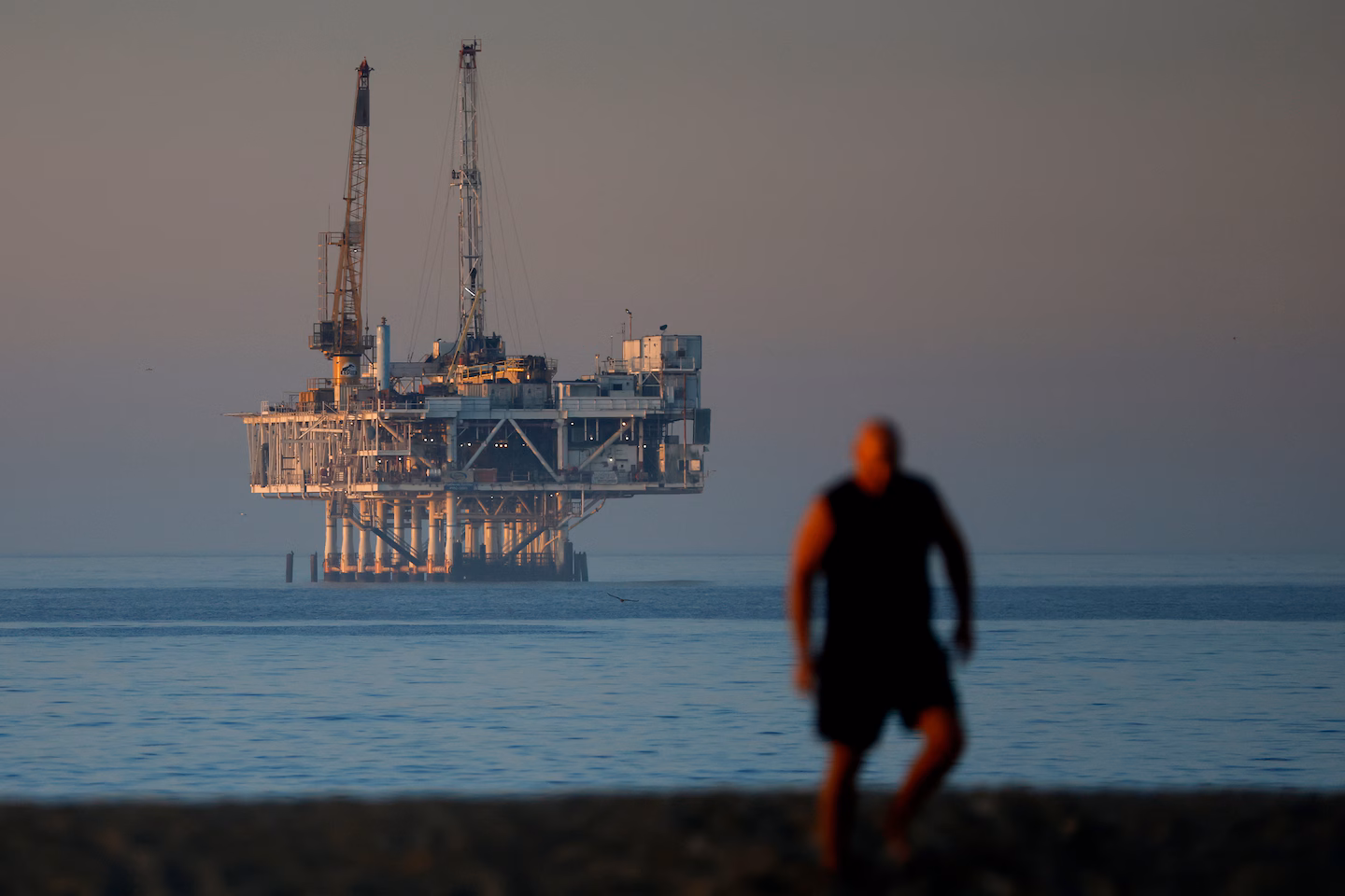Interior Department asks: Can oil platforms be used for space launches?