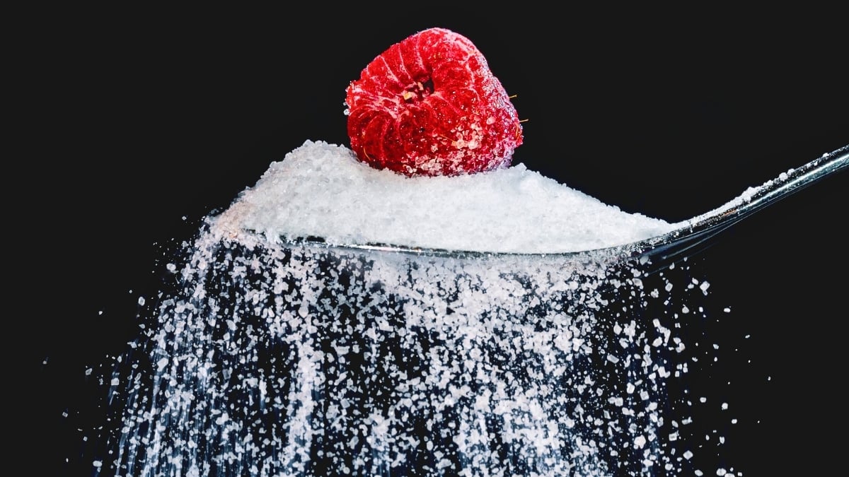 One Common Sweetener May Increase Stroke Risk by Damaging The Brain's Protective Barrier : ScienceAlert