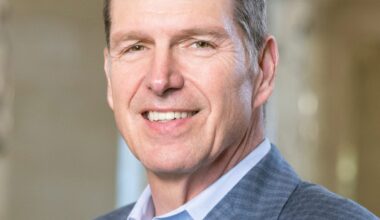 MassMutual CEO says Americans' share of the U.S. debt is going up $10 a day