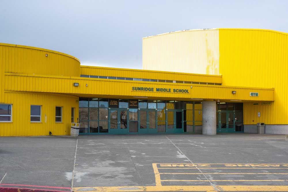 Breaking: Hagen Fire evacuation shelter relocates to Pendleton middle school