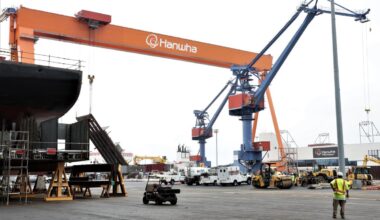 U.S. asks South Korean shipbuilders about Navy work