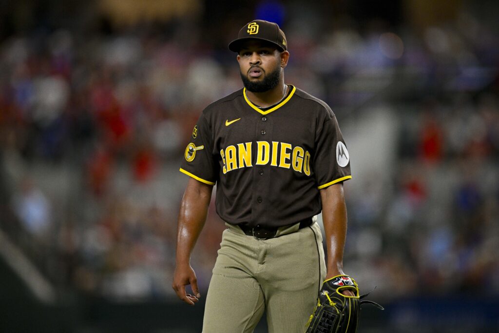 Padres Place Randy Vásquez, Freddy Fermin On Injured List