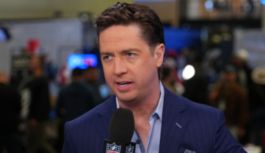 Tom Pelissero had year left on NFL Network contract