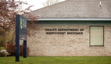 Northwest Michigan health officials urge caution during wildfire smoke – 9and10News.com