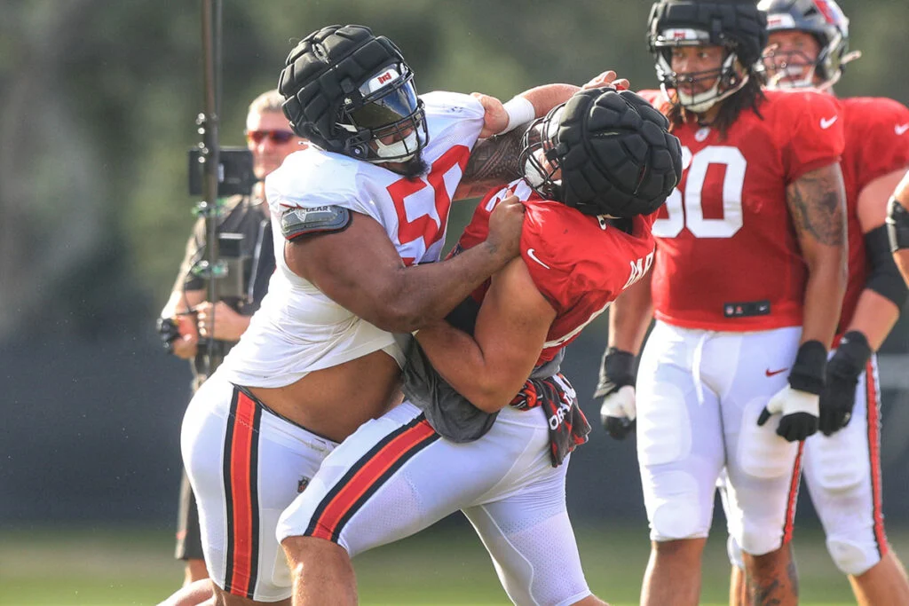 Sr'S Fab 5: Where Each Bucs Offensive Player Must Improve In Camp 6 Bucs Dt Vita Vea And C Graham Barton