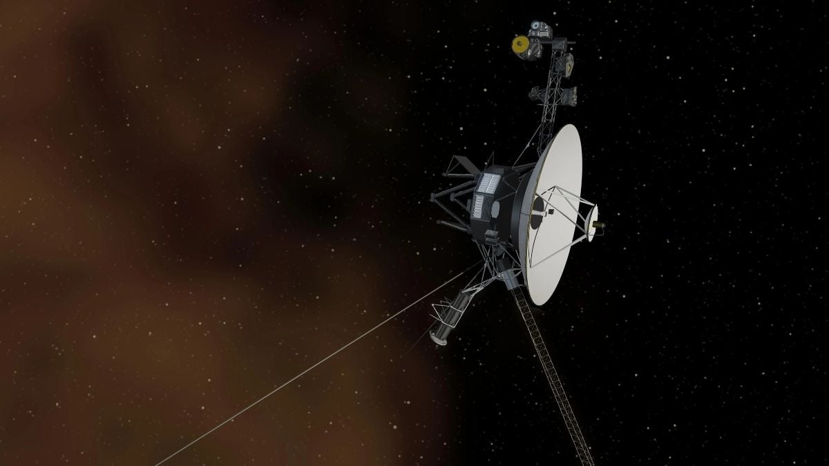 Voyager 1 Has Traveled Through Space at 38,000 Mph Since 1977 And Still Hasn't Reached 1 Light-Day : ScienceAlert