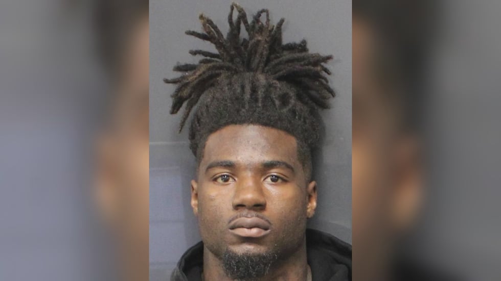 Former Texas A&M running back Le’Veon Moss was arrested Monday in Baton Rouge.