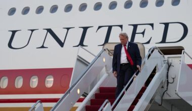 White House: Trump to fly old Air Force One for about a month as Qatari-gifted jet gets 'upgrades'