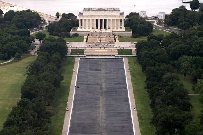 Justice Department drops criminal case against ex-Olympian charged with damaging Reflecting Pool