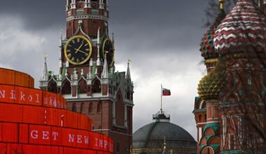 Trump backs Russia sanctions package spearheaded by Graham