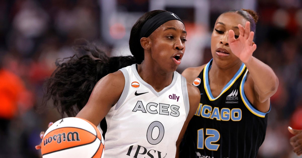 Smith scores 29 to help the Aces beat the Sky 98-90