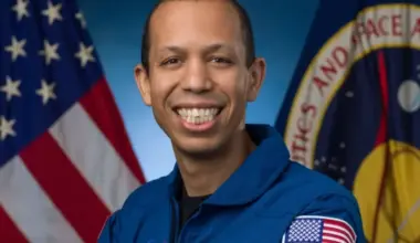 Montgomery County astronaut returns to Earth after 8 months in space