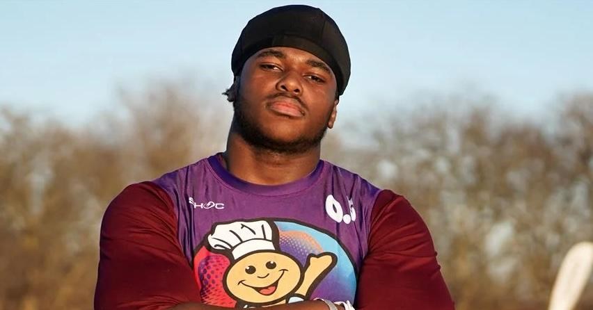 Five-star OT Ismael Camara commits to Texas