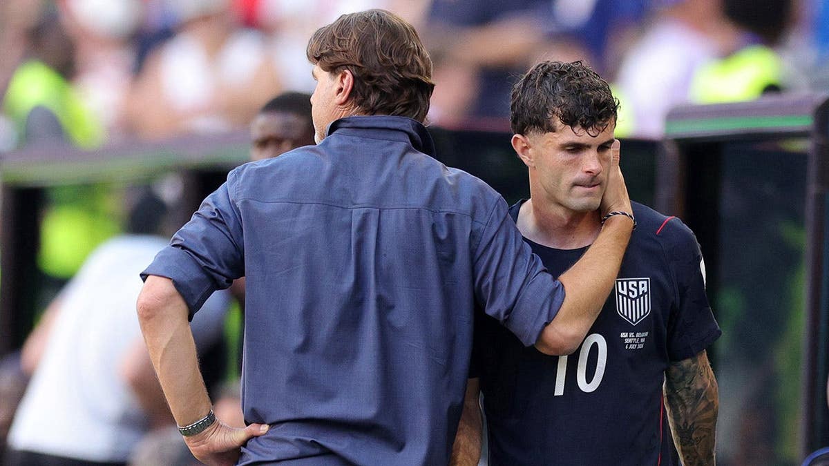 Christian Pulisic and Mauricio Pochettino