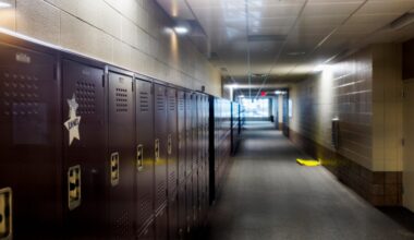Opinion: Illinois’ public schools are caught in middle of pension crisis