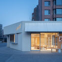 © Minjie Wang D+dd Friendship Bay Store / Sò Studio - Exterior Photography, Concrete
