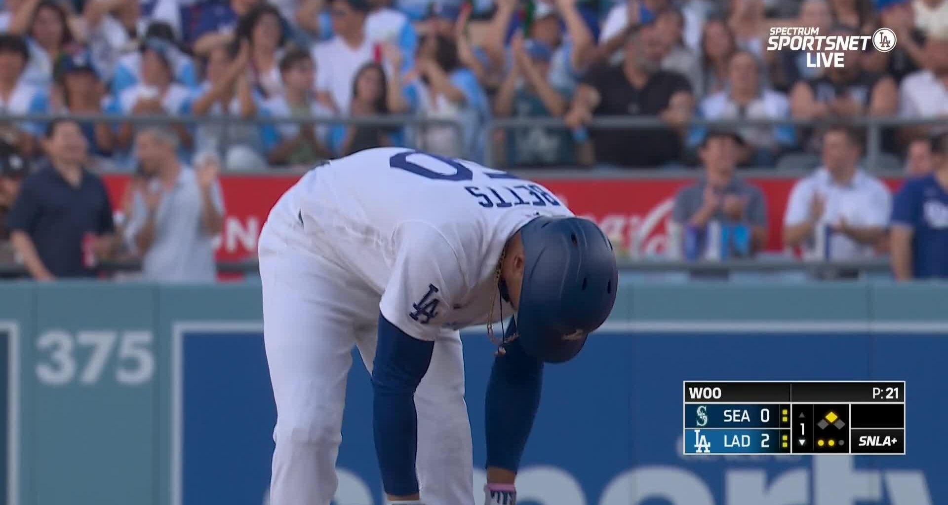 Rushing and Hernández go deep as the Dodgers beat the Mariners 6-2