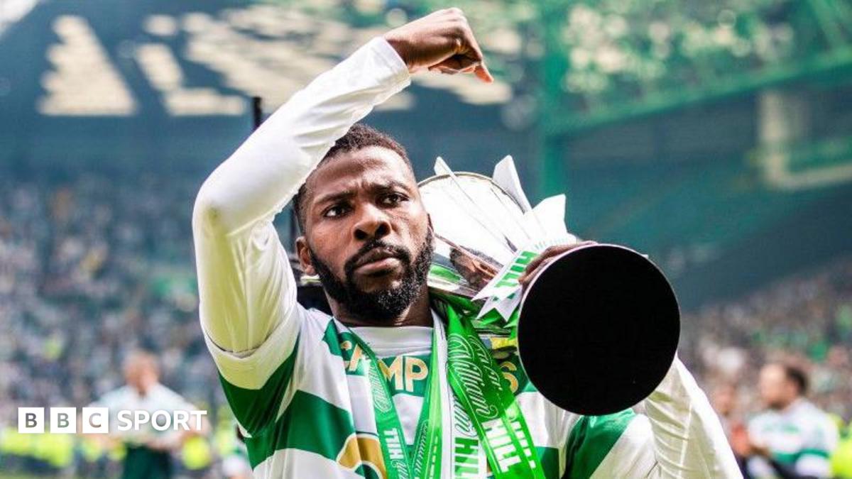 Kelechi Iheanacho with the Scottish Premiership trophy