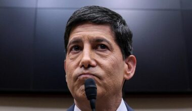 Fed Chair Warsh condemns inflation while dodging on hikes