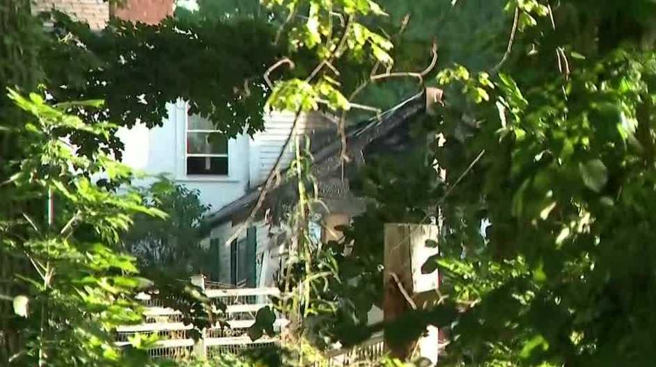 Lightning suspected in three-alarm fire at farm in Mason
