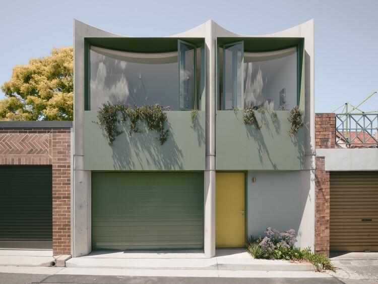 Denj Lane House / Carter Williamson Architects - Image 1 of 13