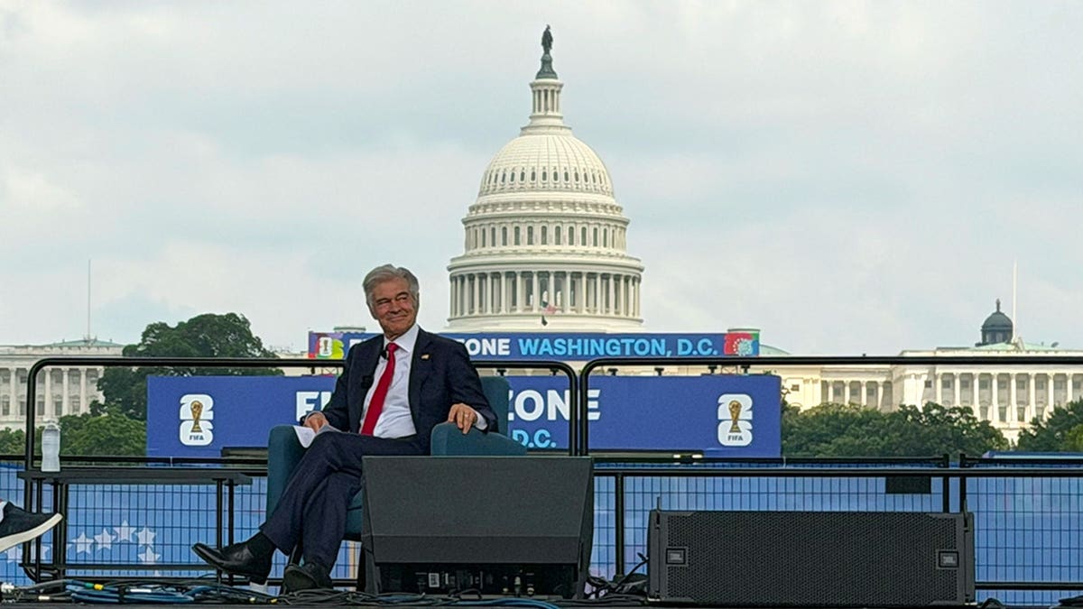 Dr. Mehmet Oz in Washington, D.C.
