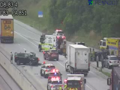 Crash scene on I-83 crash on i-83 in shrewsbury township
