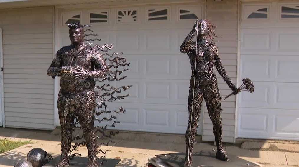Manning artist honors Jessie Eickman and Max Sanford