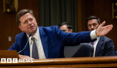Jay Clayton confirmed as Trump's new director of national intelligence - BBC