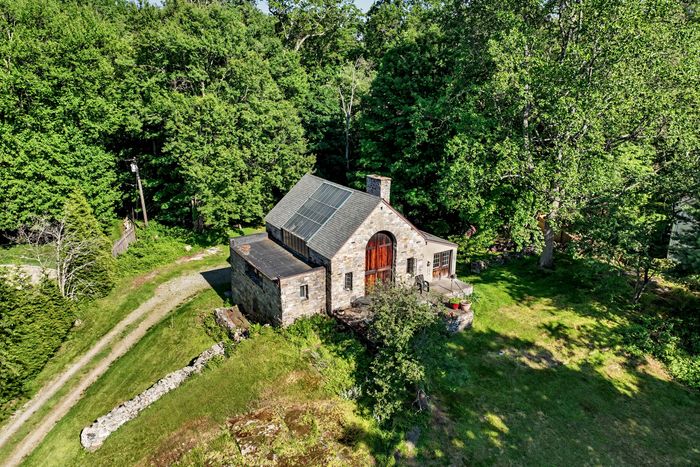 The family is now selling the last portion of what was once nine acres. The skylight is Houdini glass, preferred by artists for diffusing direct sun.