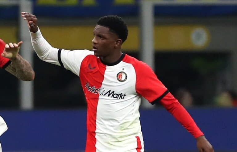 Roma closing in on Feyenoord's Read