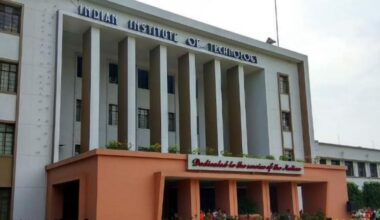 Ray of hope for IIT student seeking transfer on mental health grounds, SC asks Roorkee to save a seat