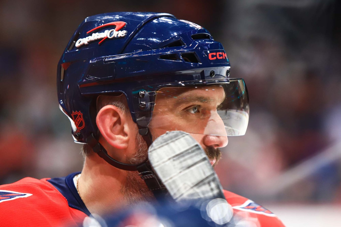 Alex Ovechkin would go back to his old mirror-tinted visor if the NHL let him, still bitter about change spurred on by Martin Brodeur