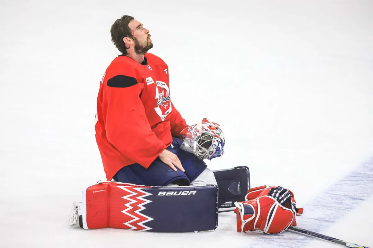Report: Capitals deemed Charlie Lindgren ‘too important’ to Logan Thompson’s success to trade