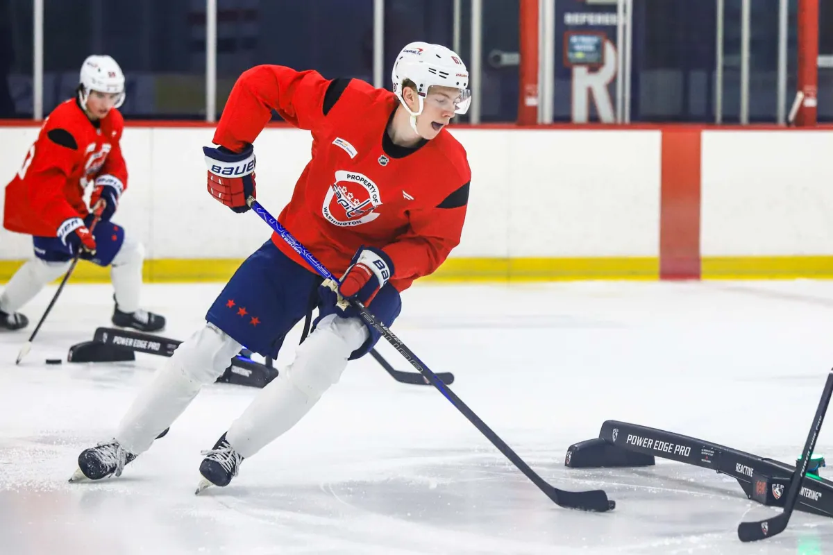 Capitals prospect Miroslav Satan signs in Slovak Extraliga after spending 2025-26 season in CHL