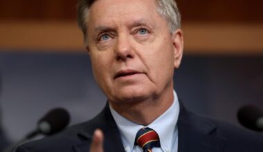 Senator Lindsey Graham dies at 71 after "brief and sudden illness"