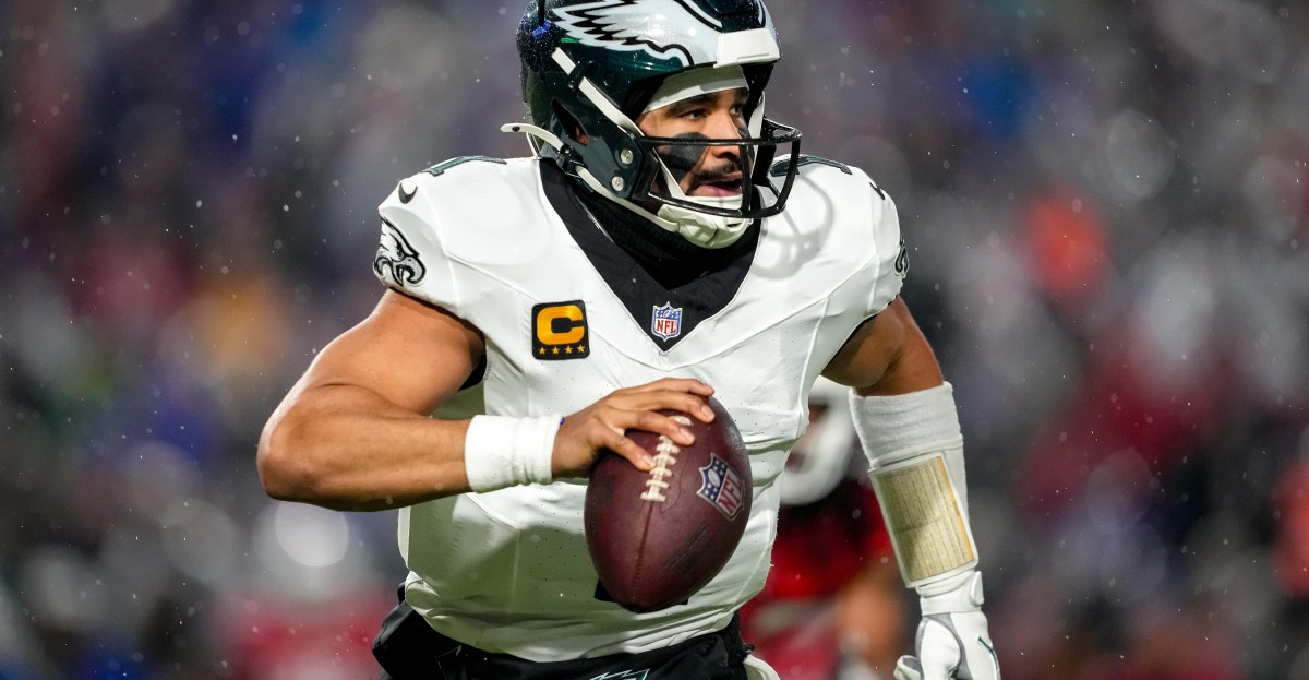 Eagles News: PFF quarterback rankings have Jalen Hurts in the middle of the pack