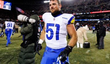 Detroit Lions signing LB Troy Reeder prior to training camp