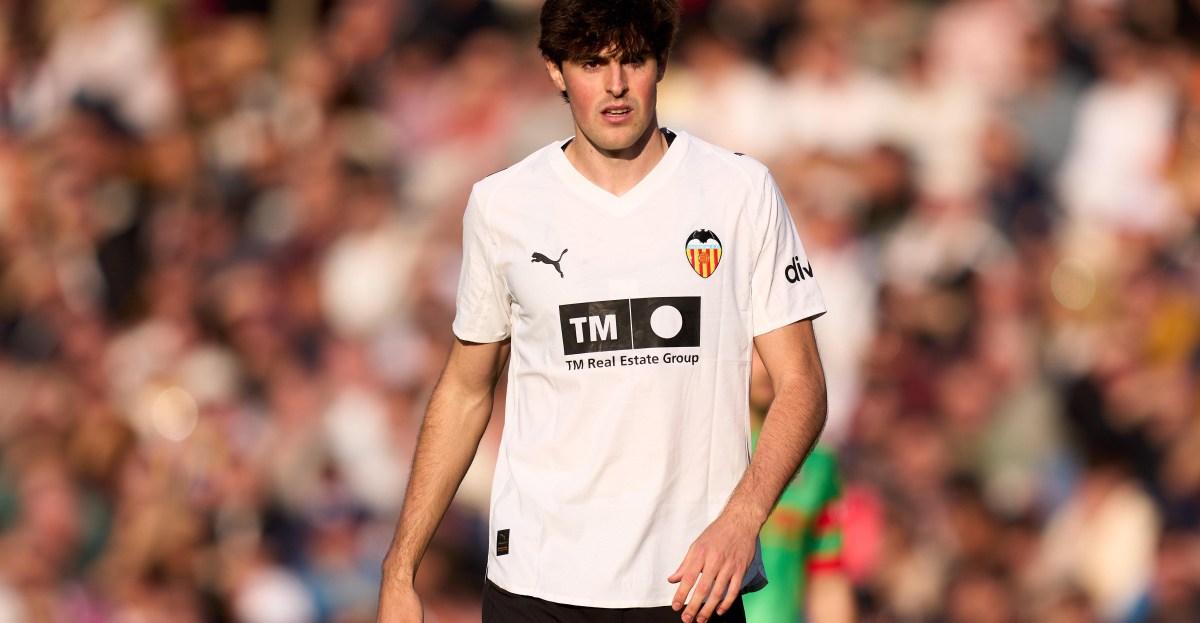 Barcelona have until Saturday if they want to sign Valencia midfielder Javi Guerra for €40 million