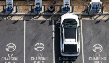 US EV sales are down, but not out. Here’s why automakers won’t pull the plug
