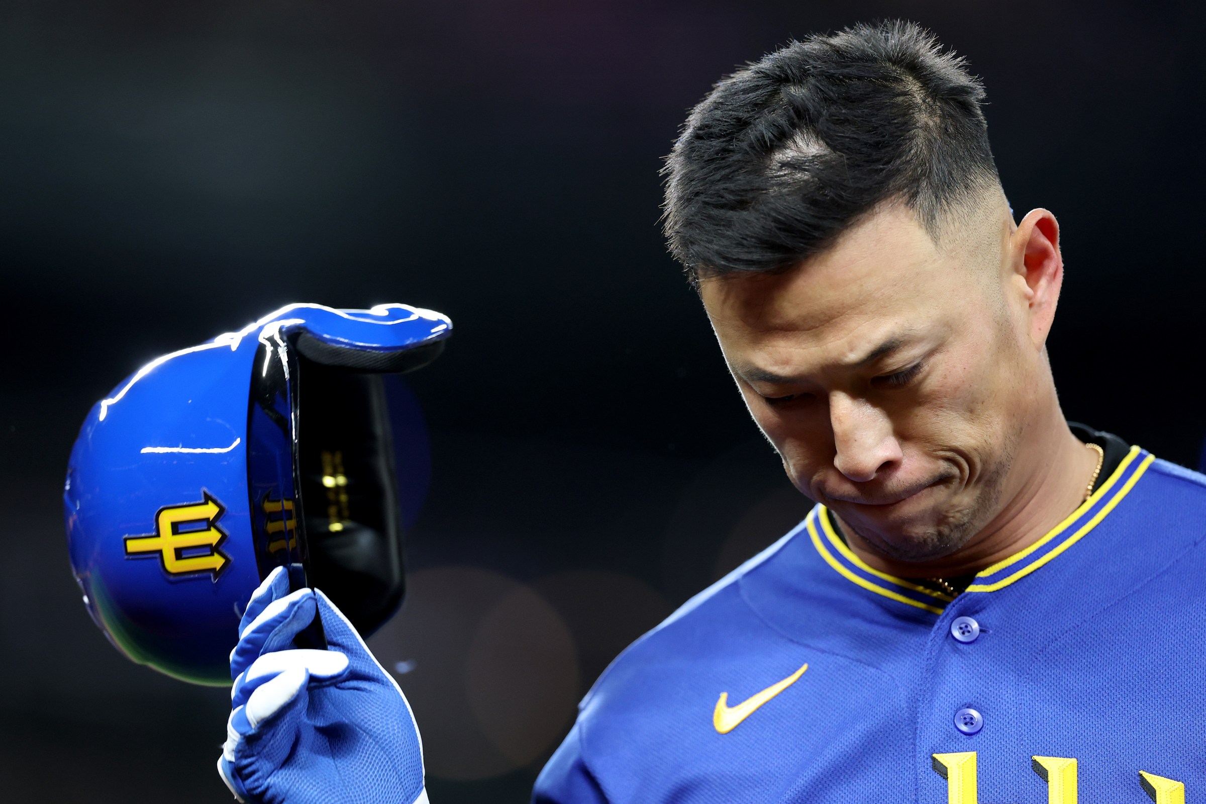 SEATTLE, WASHINGTON - APRIL 17: Rob Refsnyder #90 of the Seattle Mariners reacts after lining out during the eighth inning against the Texas Rangers at T-Mobile Park on April 17, 2026 in Seattle, Washington. (Photo by Steph Chambers/Getty Images)