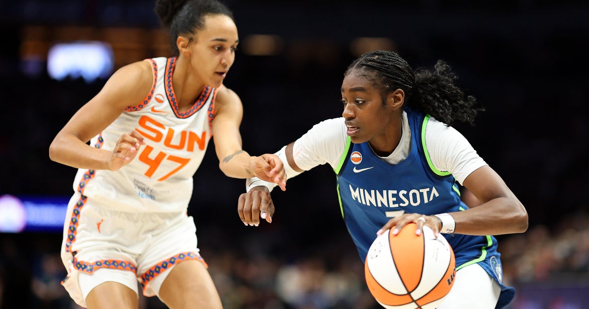 Minnesota Lynx bested by Connecticut Sun 90-89