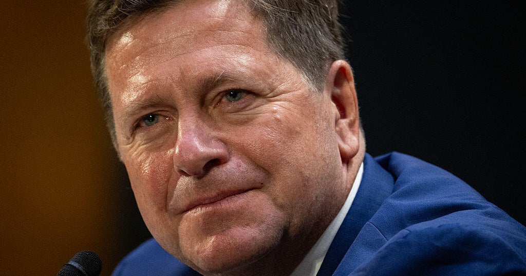 Senate confirms Jay Clayton as Trump's next intelligence chief