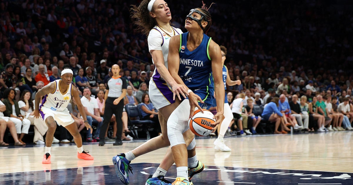 Lynx beat the Sparks 96-87 behind Kayla McBride's 5th straight 20-point game