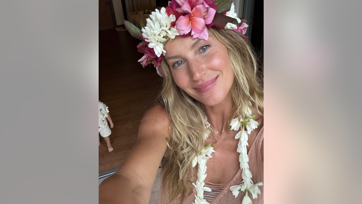 Gisele Bundchen in selfie