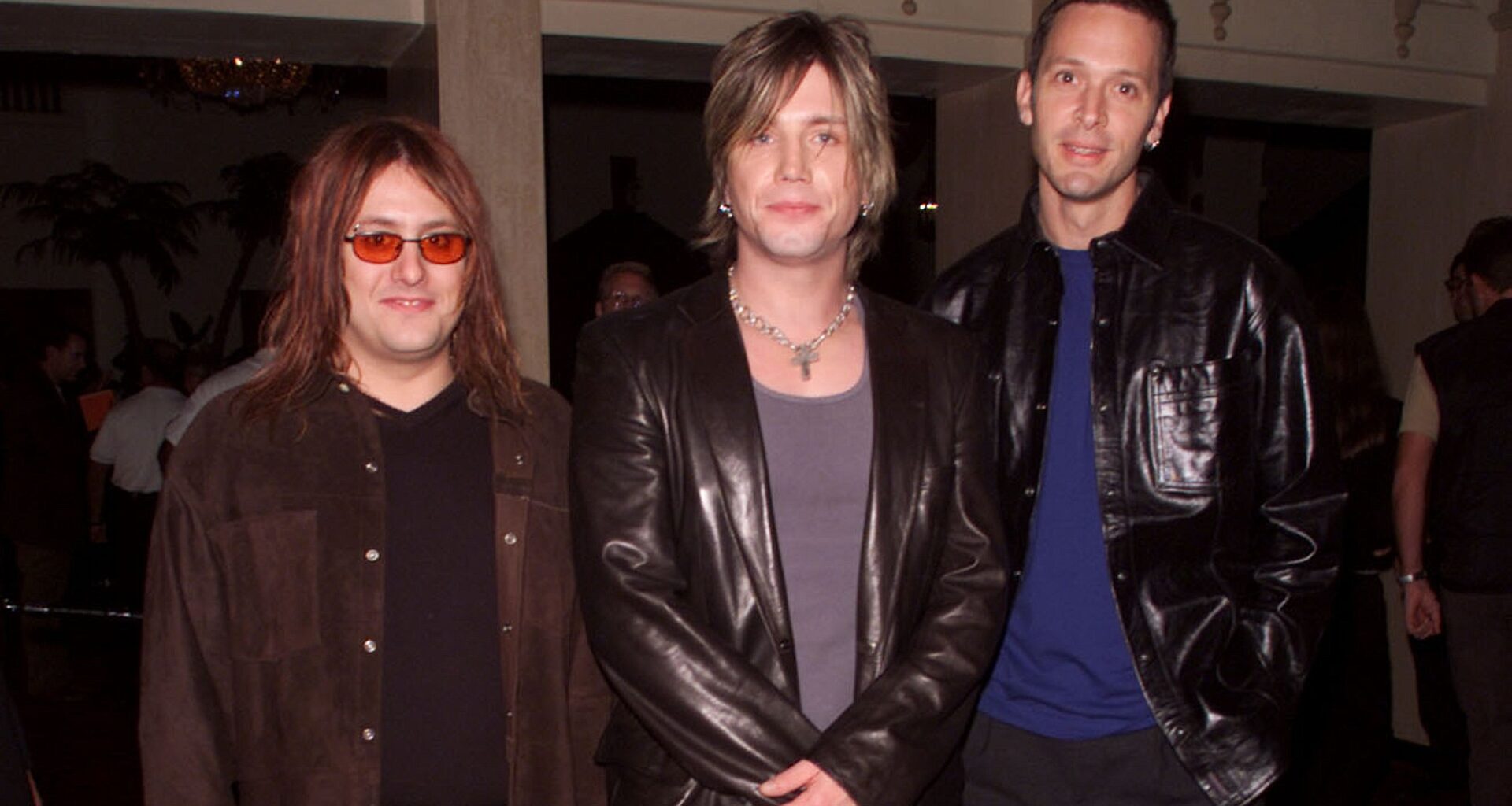 3 Rock Songs From 1998 That Every 90s Kid Can Still Sing Along to Today