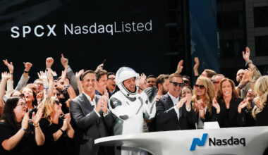 Jamie Dimon throws caution on the AI frenzy but sees promise in space data centers
