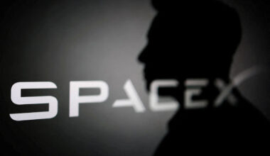 SpaceX stock got cut in half after joining an industry sell-off already underway: Chart of the Day
