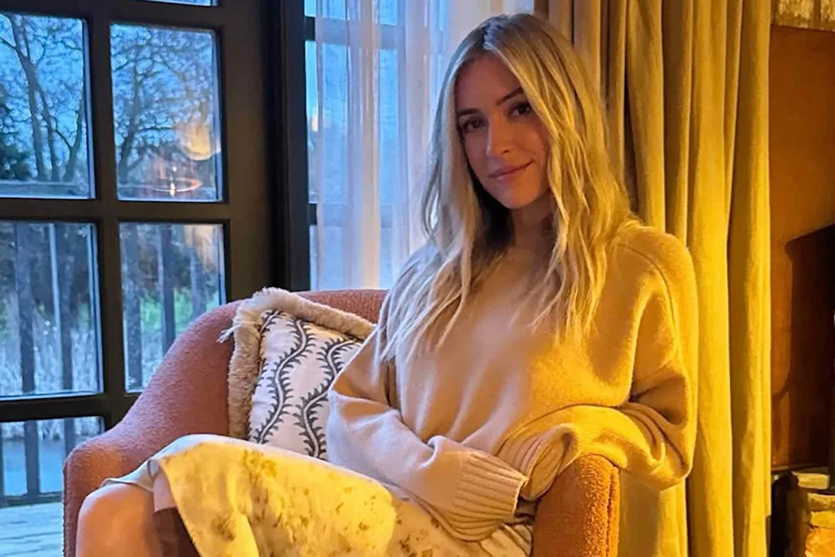 Kristin Cavallari makes her kids fly coach while she’s in first class because it’s ‘good for them’