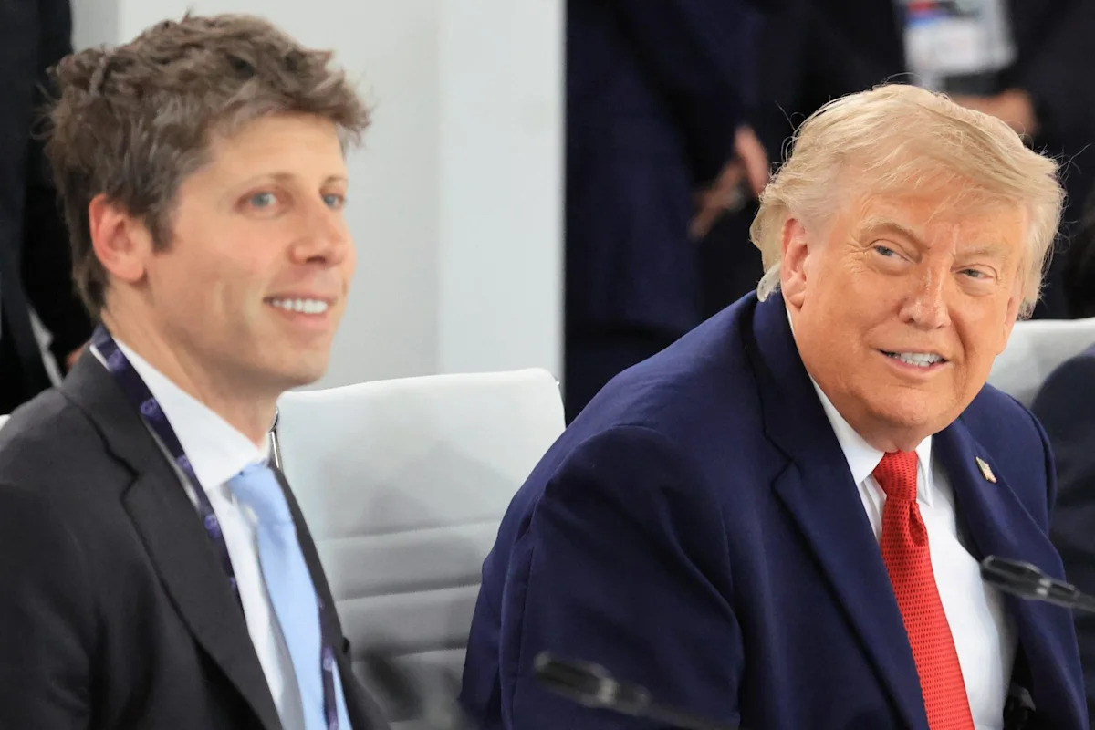 Billionaire Mike Bloomberg warns Trump’s AI ownership plan would make ‘George Orwell blush’